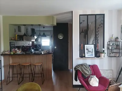 Cuisine ou kitchenette dans l'établissement Eugénie86
