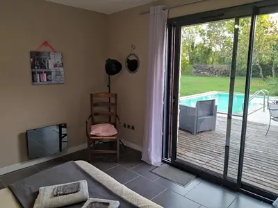 Piscine de l'établissement Gite Sud Deux Sevres ou située à proximité