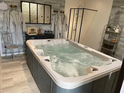 Salle de bains dans l'établissement Gite Sud Deux Sevres