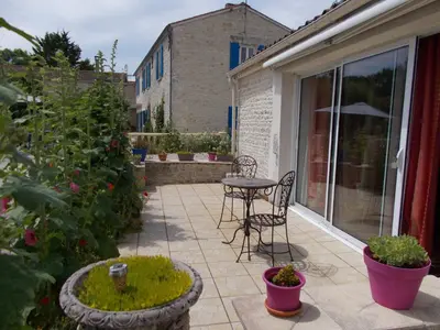 Jardin de l'établissement Le Clos des Palmiers