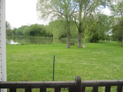 Jardin de l'établissement Camping du Mouchet