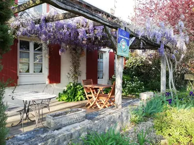 Jardin de l'établissement Les Chambres De La Loge