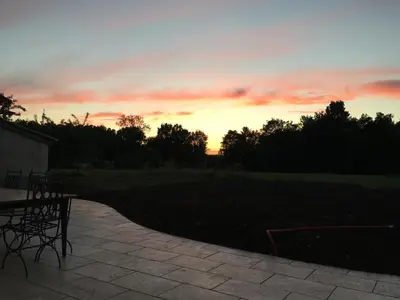 Lever ou coucher de soleil vu de le B&B/chambre d'hôtes ou à proximité