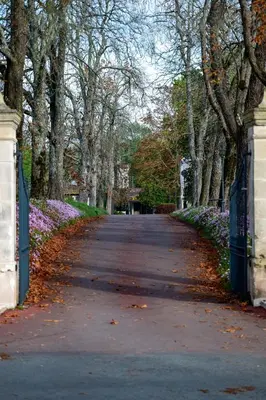 Jardin de l'établissement Relais du Bois Saint Georges - Hôtel de Charme