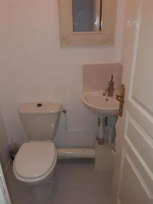 Salle de bains dans l'établissement Les Gîtes du Breuillat