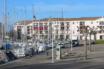 Bâtiment de le bateau