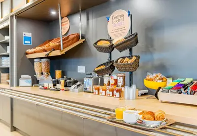 Nourriture dans l'hôtel ou à proximité
