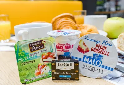 Nourriture dans l'hôtel ou à proximité
