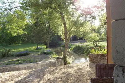 Jardin de l'établissement Le p'tit nid de Gabriel