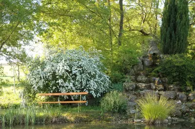 Jardin de l'établissement Le p'tit nid de Gabriel