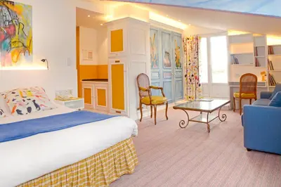 Un ou plusieurs lits dans un hébergement de l'établissement Hôtel L'Yeuse - Teritoria