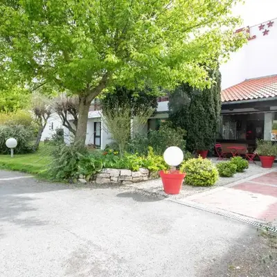 Hôtel-Restaurant La Belle Poule -