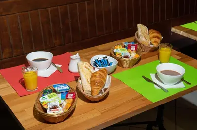 Nourriture dans l'hôtel ou à proximité