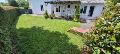 Jardin de l'établissement Les Chails Gite