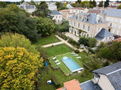 Piscine de l'établissement Chambre d'hotes La maison de Maître ou située à proximité