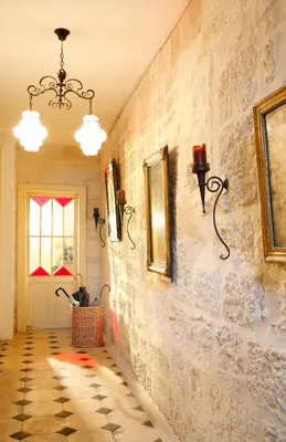 Plan de l'établissement La Porte Rouge - The Red Door Inn