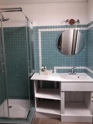 Salle de bains dans l'établissement Le Marais Picotin