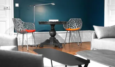 Coin salon dans l'établissement Les Demeures de Valette
