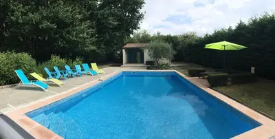Piscine de l'établissement Maison Halcyon Gite with Pool ou située à proximité