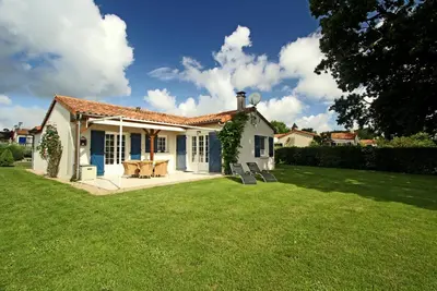 Jardin de l'établissement FranceComfort - L'Aveneau Vieille Vigne