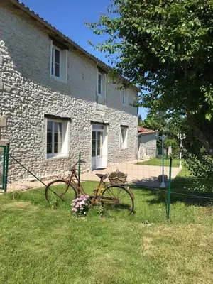 Jardin de l'établissement le Logis du Plessis