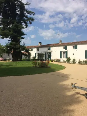 Jardin de l'établissement le Logis du Plessis