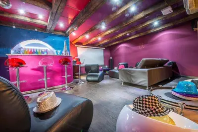 Coin salon dans l'établissement La Maison Arouet