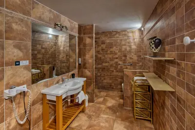 Salle de bains dans l'établissement Domaine des Chais