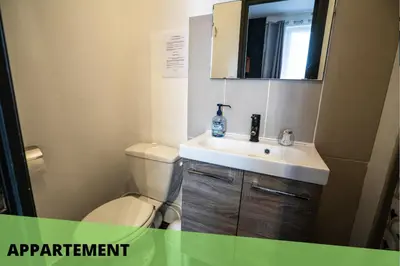 Salle de bains dans l'établissement Les Apparts de Blossac Poitiers
