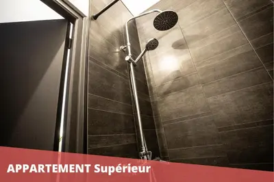 Salle de bains dans l'établissement Les Apparts de Blossac Poitiers