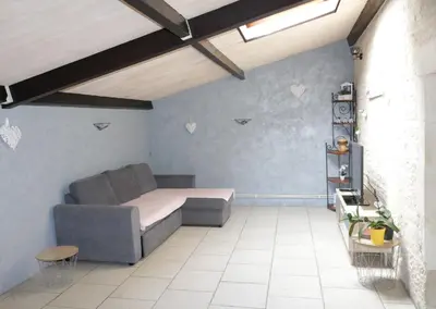 Coin salon dans l'établissement Gites la Marquise