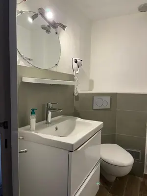 Salle de bains dans l'établissement Chambres d'Hôtes - Les Bujours