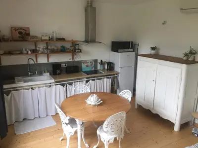 Cuisine ou kitchenette dans l'établissement B&B La Laiterie de Fontpatour