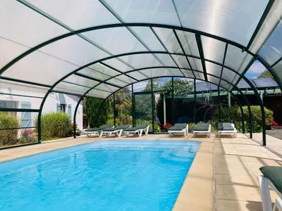 Piscine de l'établissement La Blatière French Cottages ou située à proximité