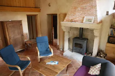 Coin salon dans l'établissement Gîte de la Barlière