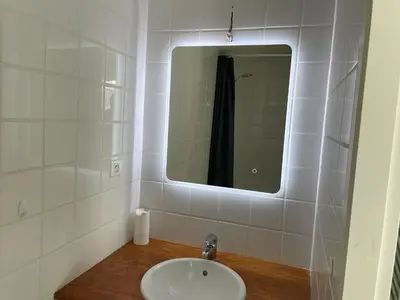 Salle de bains dans l'établissement Modern Villa with Pool in Brives