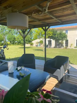 Coin salon dans l'établissement La Chaumeauniere