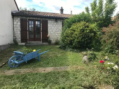 Jardin de l'établissement May's Cottage