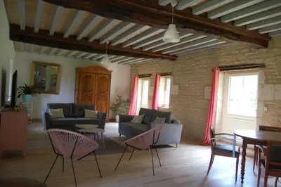Coin salon dans l'établissement Gite du chateau
