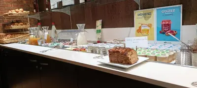 Nourriture dans l'hôtel ou à proximité