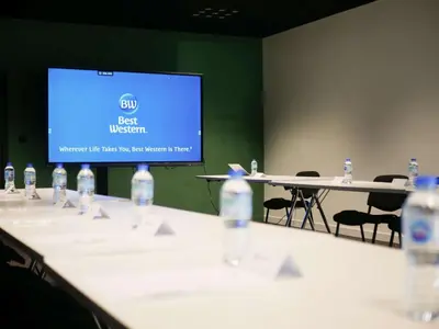 Espace de conférence ou salle de réunion dans l'établissement Best Western Le Bois de la Marche