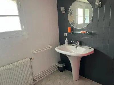 Salle de bains dans l'établissement Chez Lysette
