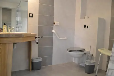 Salle de bains dans l'établissement LES GALAINES