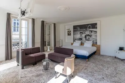 Coin salon dans l'établissement Hotel François 1er Cœur de Ville