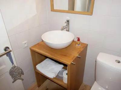 Salle de bains dans l'établissement Cottage in France with Private Terrace