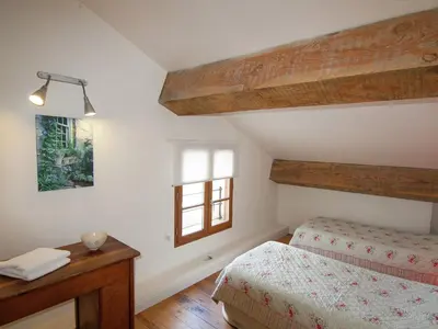 Un ou plusieurs lits dans un hébergement de l'établissement Cottage in France with Covered Terrace