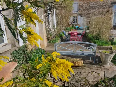 Jardin de l'établissement gîte du luquet