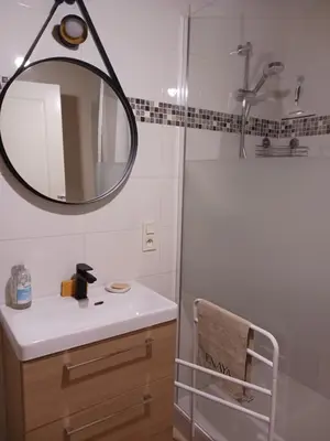 Salle de bains dans l'établissement La Demeure D'Ezilda