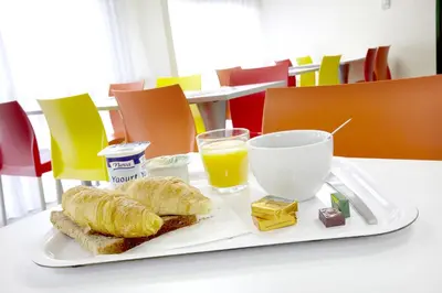 Nourriture dans l'hôtel ou à proximité
