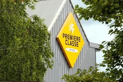 Certificat, récompense, panneau ou autre document affiché dans l'établissement Premiere Classe La Rochelle Nord - Puilboreau